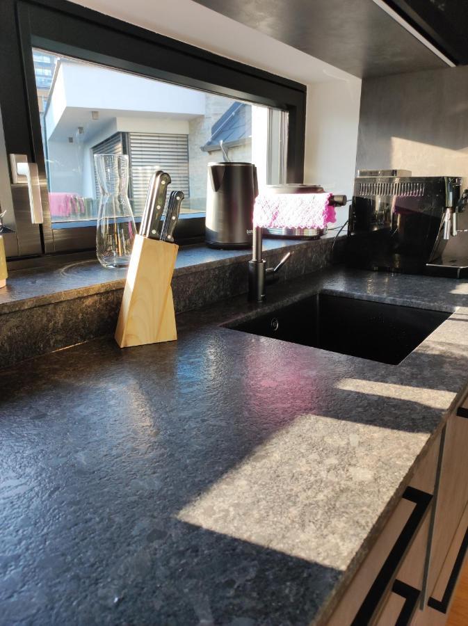 וינה Luxurioeses Penthouse Mit Blick Auf Die Uno-City Und Dem Kaiserwasser. 3Schlafzimmer, 2 Baeder, Privat Lift Ins Apartment מראה חיצוני תמונה