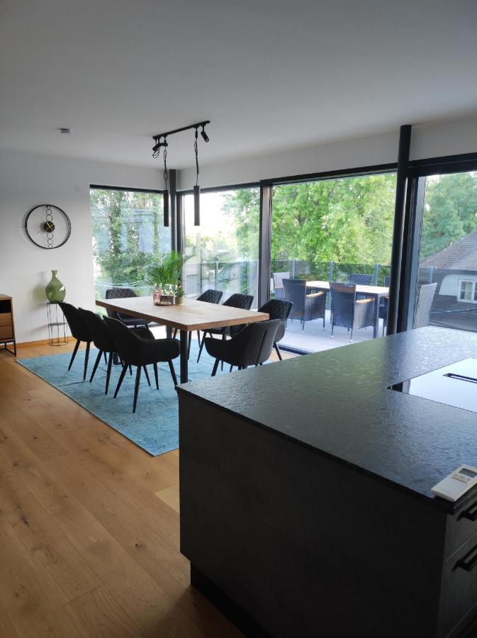 וינה Luxurioeses Penthouse Mit Blick Auf Die Uno-City Und Dem Kaiserwasser. 3Schlafzimmer, 2 Baeder, Privat Lift Ins Apartment מראה חיצוני תמונה