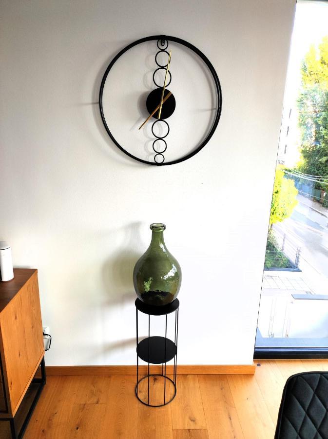 וינה Luxurioeses Penthouse Mit Blick Auf Die Uno-City Und Dem Kaiserwasser. 3Schlafzimmer, 2 Baeder, Privat Lift Ins Apartment מראה חיצוני תמונה