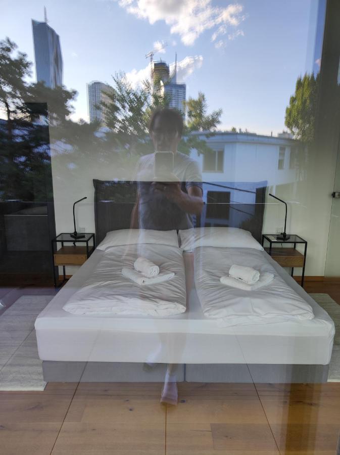 וינה Luxurioeses Penthouse Mit Blick Auf Die Uno-City Und Dem Kaiserwasser. 3Schlafzimmer, 2 Baeder, Privat Lift Ins Apartment מראה חיצוני תמונה